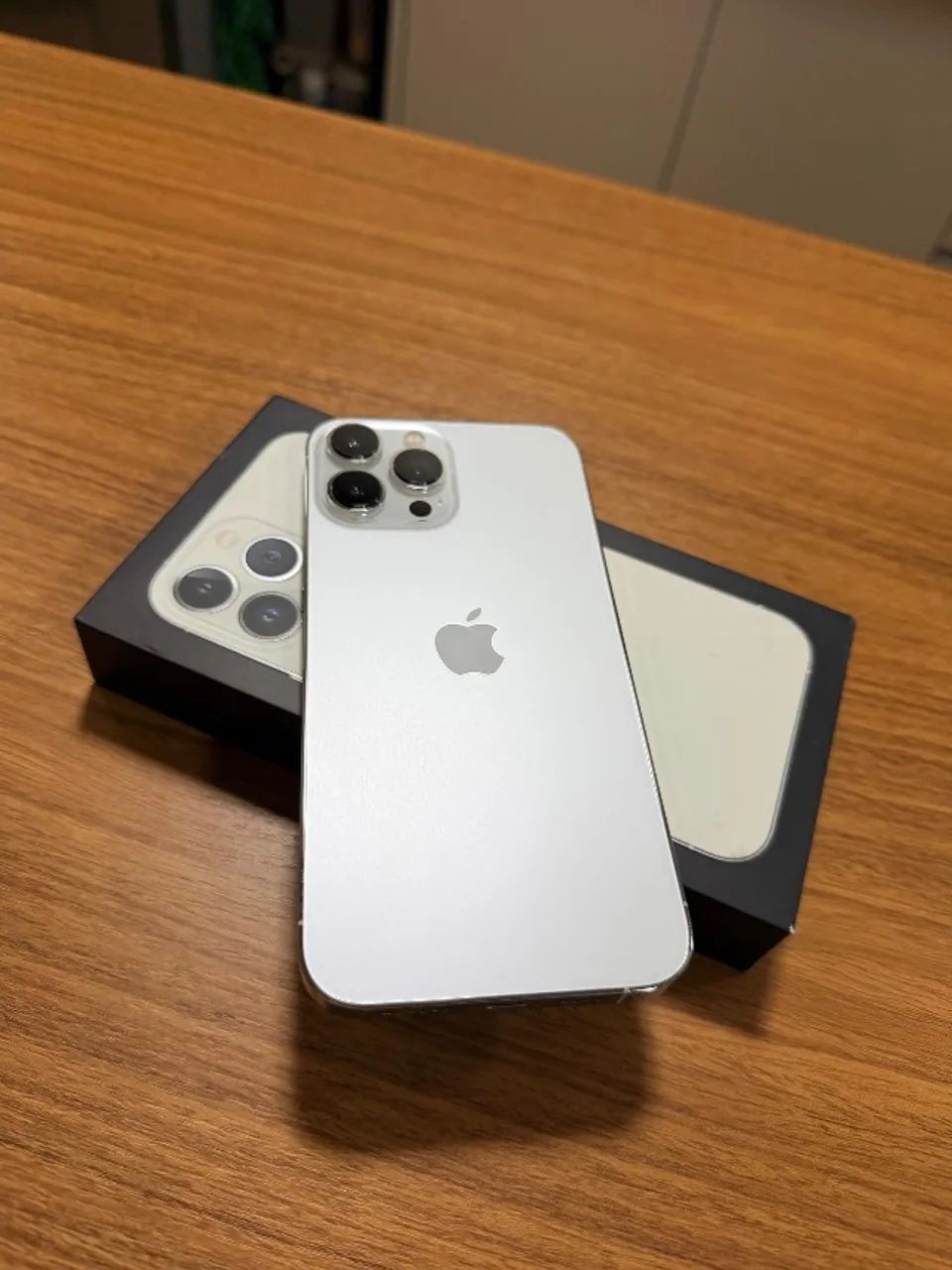 iPhone 13 Pro Max - Silver - Celulares e Smartphones - Jardim
