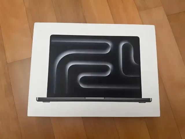 MACBOK PRO M3 14" 18GB RAM 1TB SPACE BLACK - Foto 2