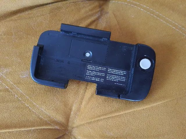 Nintendo 3DS Preto + Circle Pad Pro - Foto 4