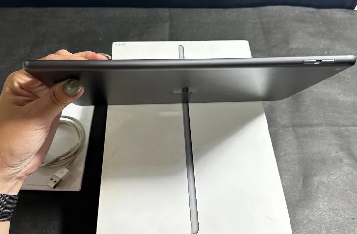 iPad 7ª Geração 32GB Space Gray Completo na Caixa - OLX Pay - Faço Troca e Parcelo 18x  - Foto 3