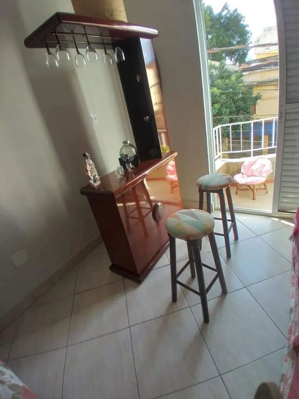 Barzinho antigo 