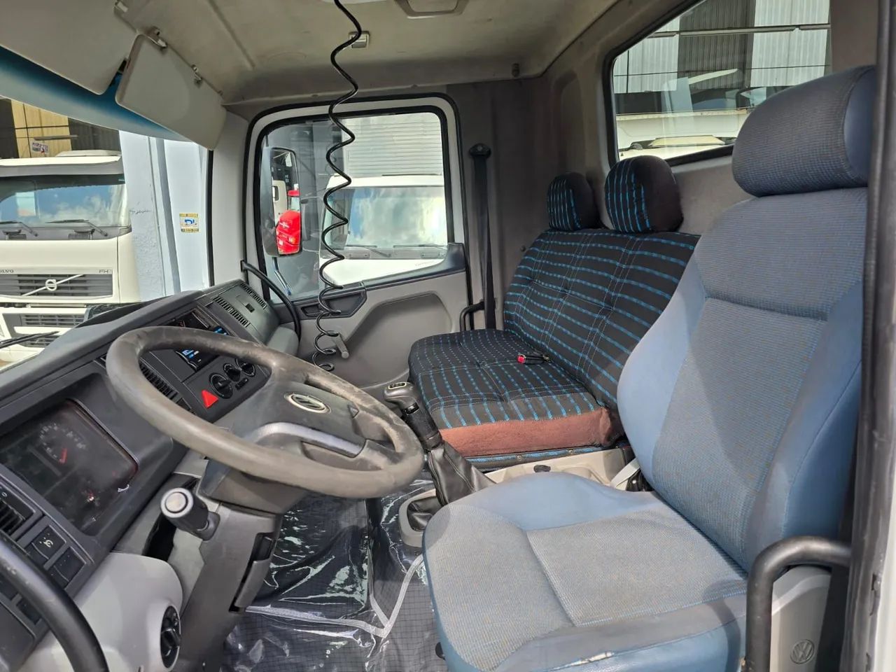 Volkswagen VW 13180 Ano 2011 Toco ALEMÃO CAMINHÕES ITAPETININGA  - Foto 11