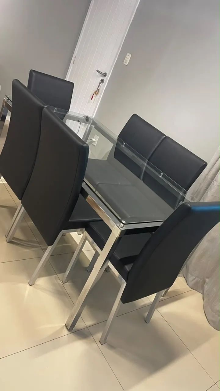 Vendo conjunto de mesa de 6 lugares - Foto 3