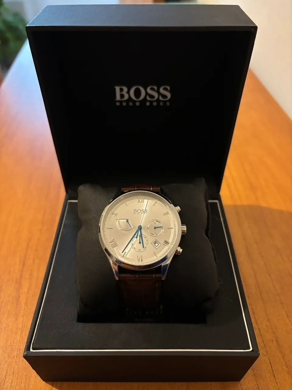 Relógio Hugo Boss Cronógrafo Couro Marrom - Foto 3