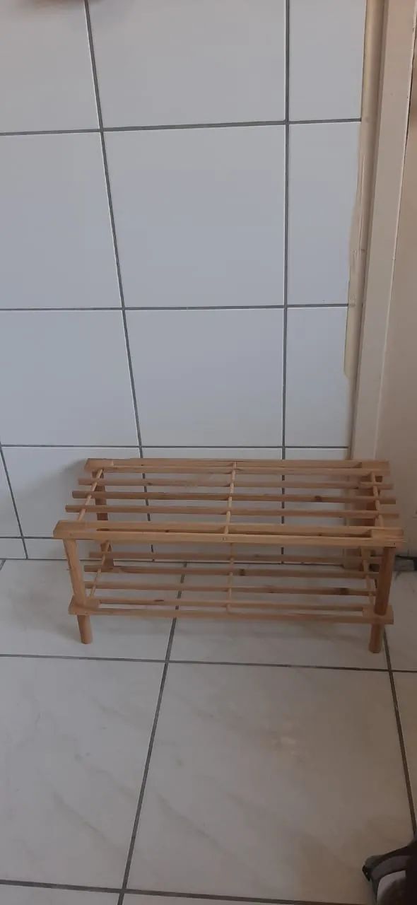 SAPATEIRA DE MADEIRA ? R$ 150