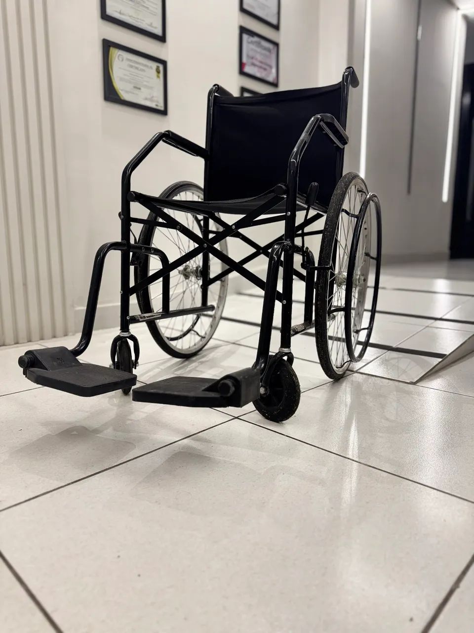 Cadeira de Rodas - Extra