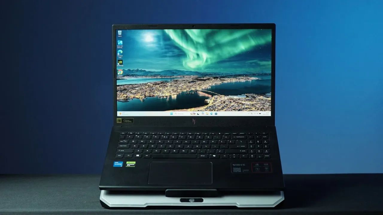 Notebook Acer Nitro Intel Cor i5-13420H, RTX 5050, 32GB Ram