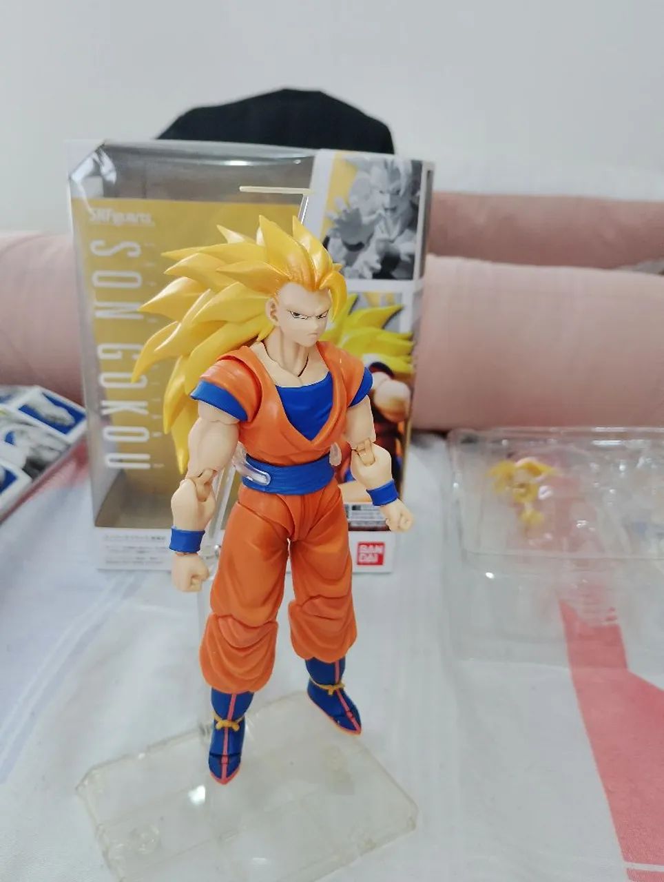 SH Figuarts Goku SS3 DBZ (Original Bandai)