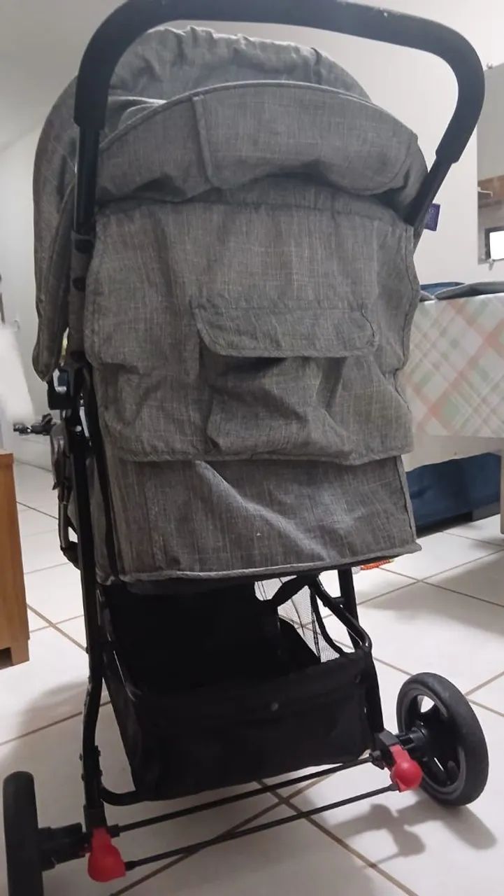 Vende se carrinho de BB - Foto 4