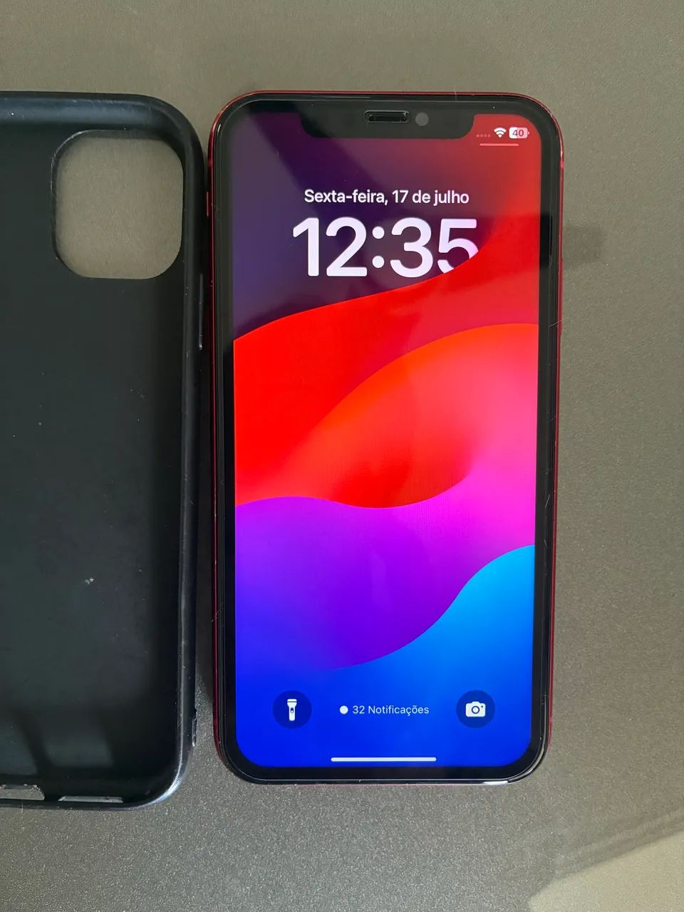 iPhone 11 - 64gb - RED - Foto 3