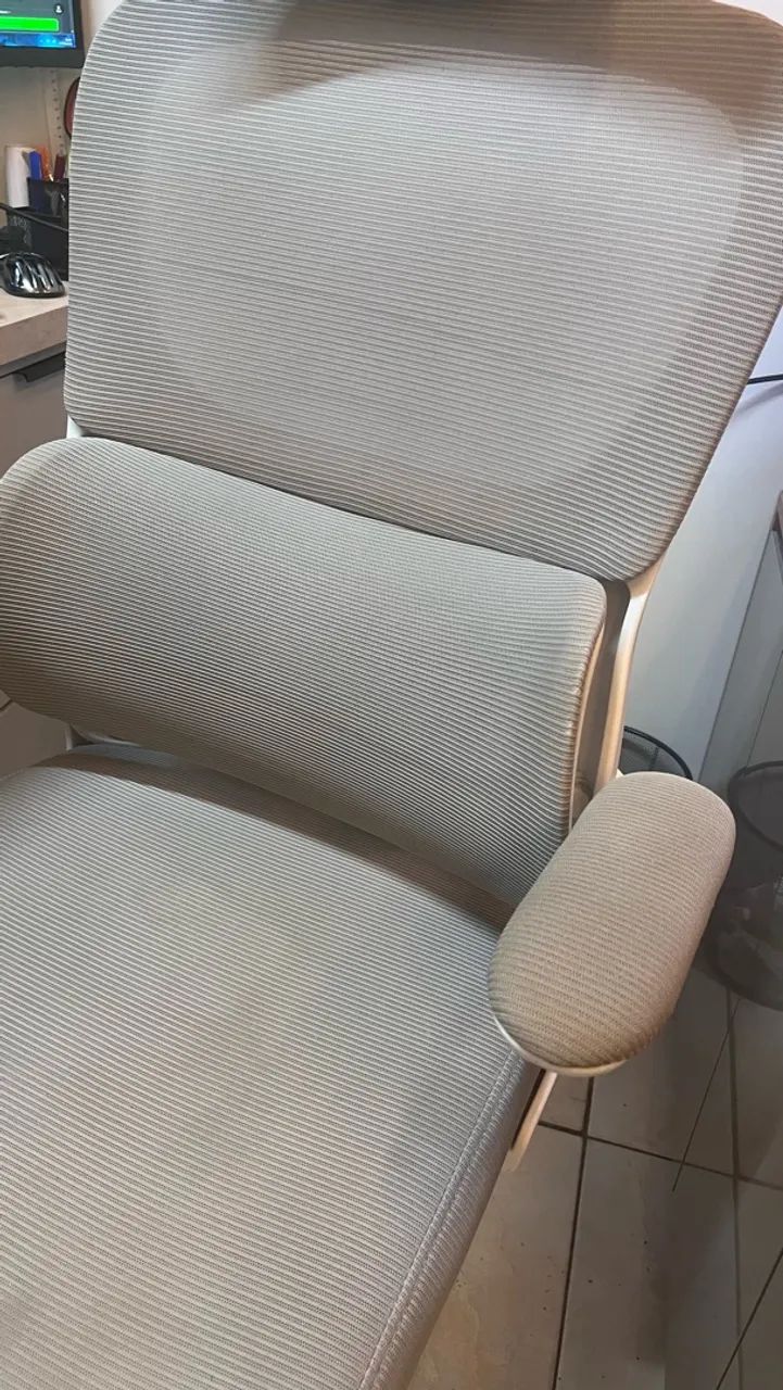 Cadeira ergonômica  - Foto 3