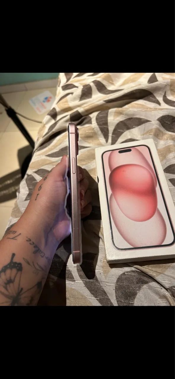 iPhone 15 plus rosa  - Foto 2