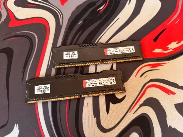 Kit Memoria HyperX Fury 8GB 2x4GB DDR4 2400MHz - Memória RAM