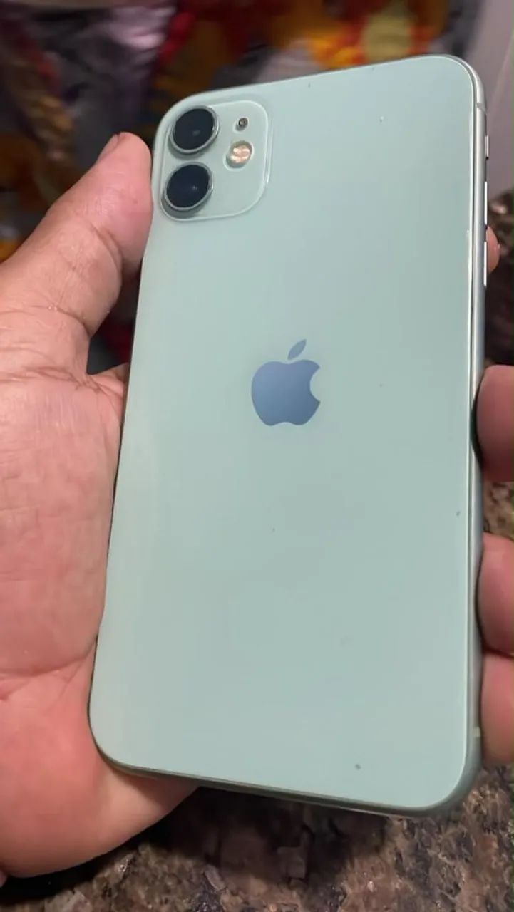 Iphone 11 verde 64gb  - Foto 3