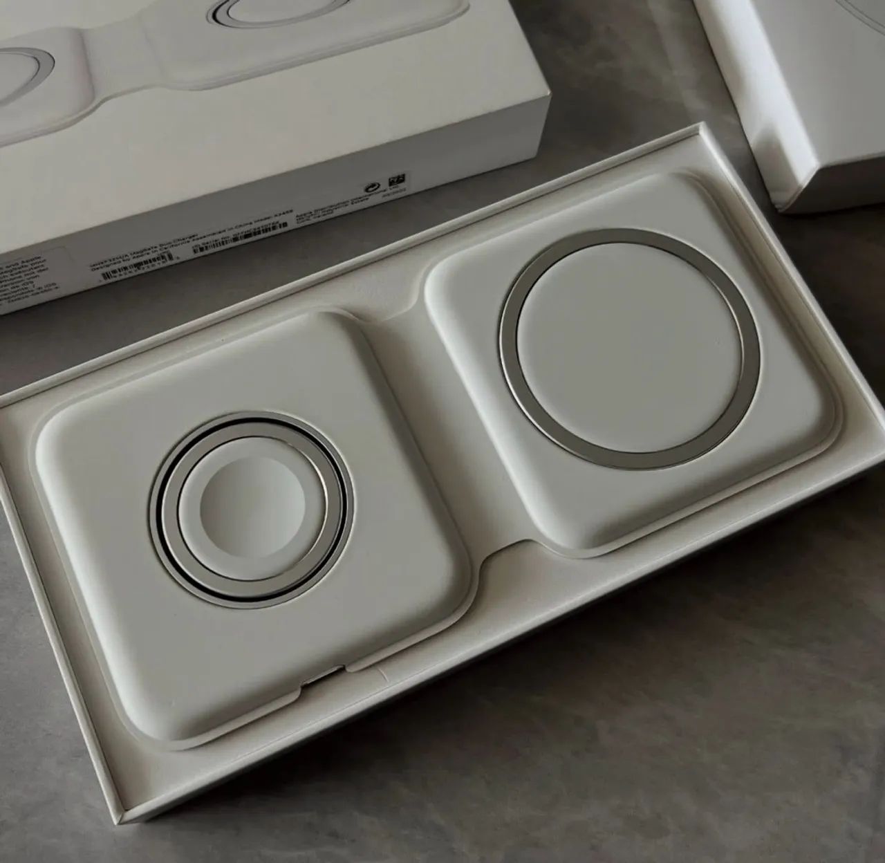 MagSafe Duo Charger