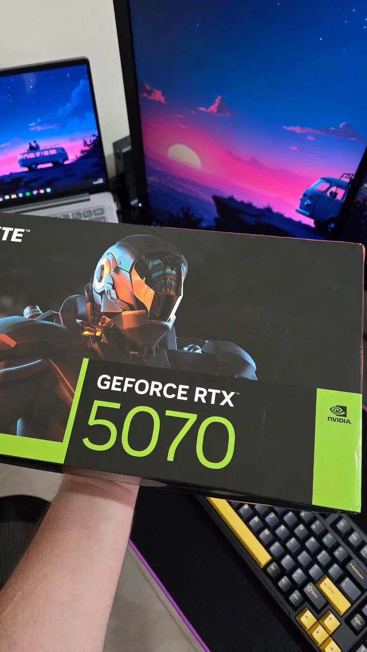 (Lacrada) RTX 5070 12GB Gigabyte Windforce OC SFF Geforce Nvidia - Foto 4