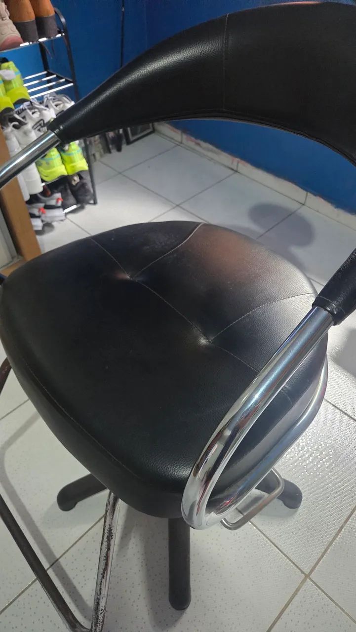 Cadeira de barbearia  - Foto 2