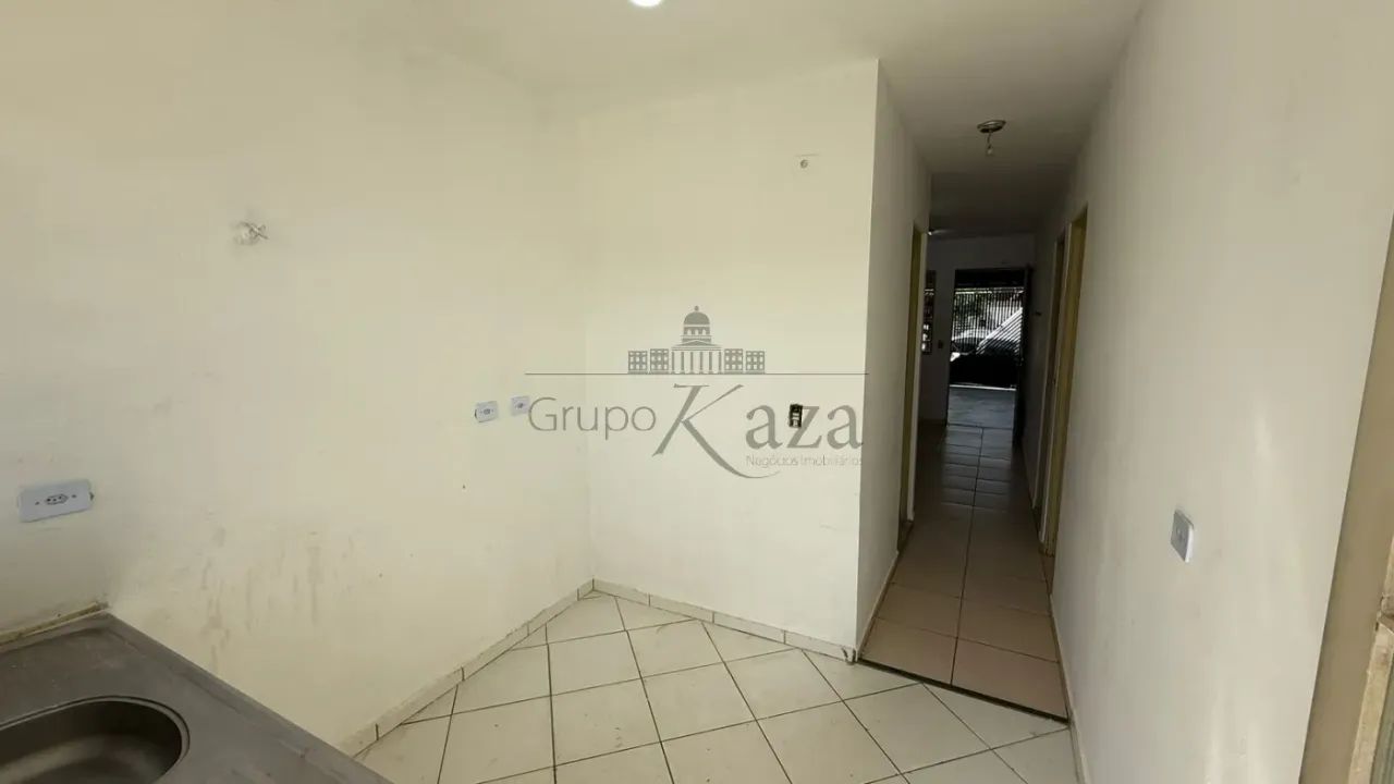Oportunidade - Casa Térrea - Vila Monterrey - 2 Dormitórios - 60m². - Foto 4