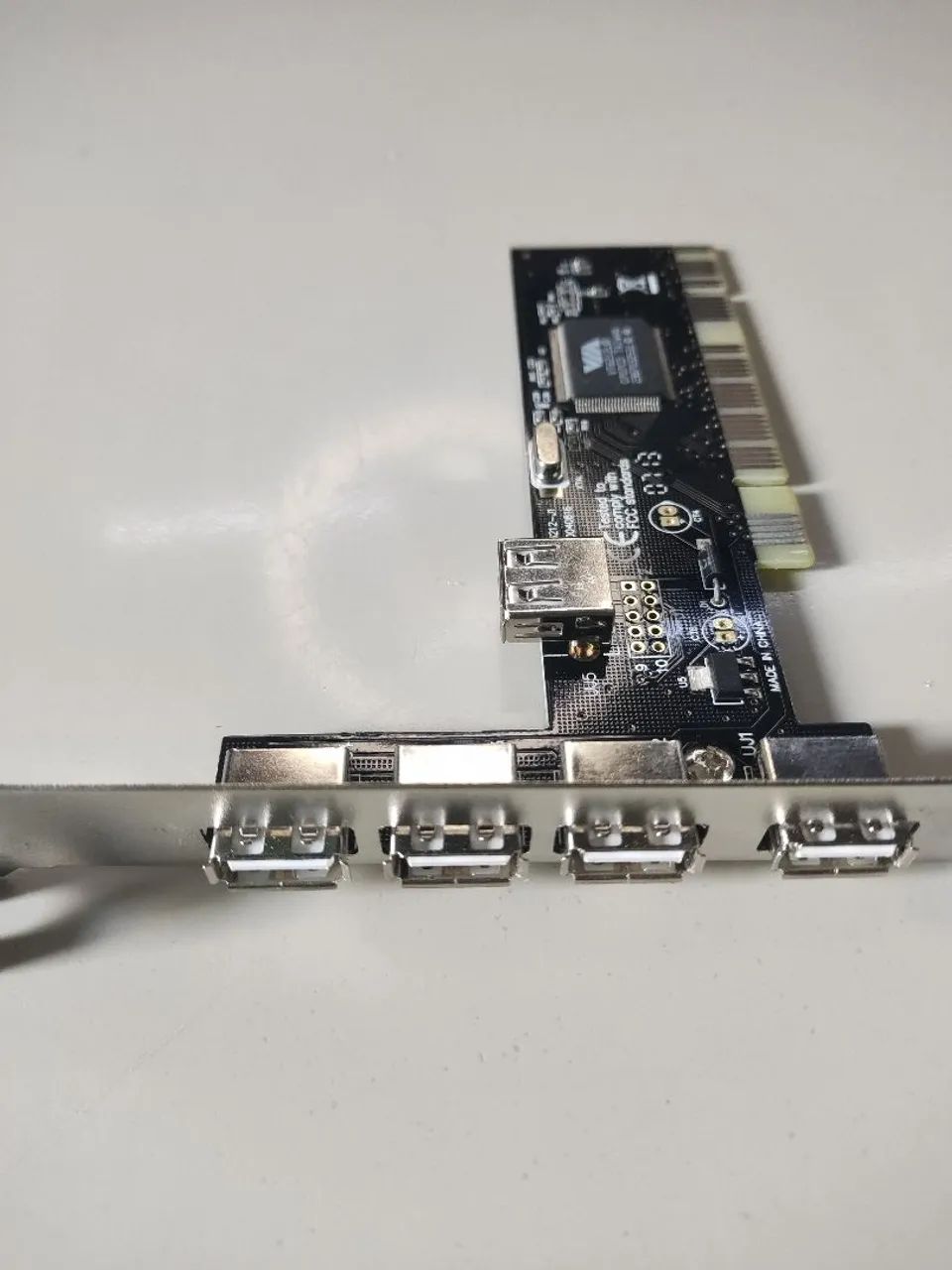 Placa PCI Controladora USB 2.0 - 5 Portas (4 Externas + 1 Interna)