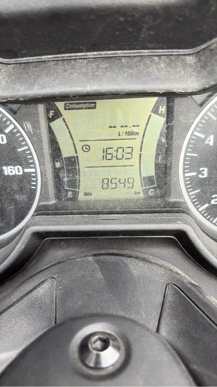 V-MAX 250 ABS 2024 - Foto 3