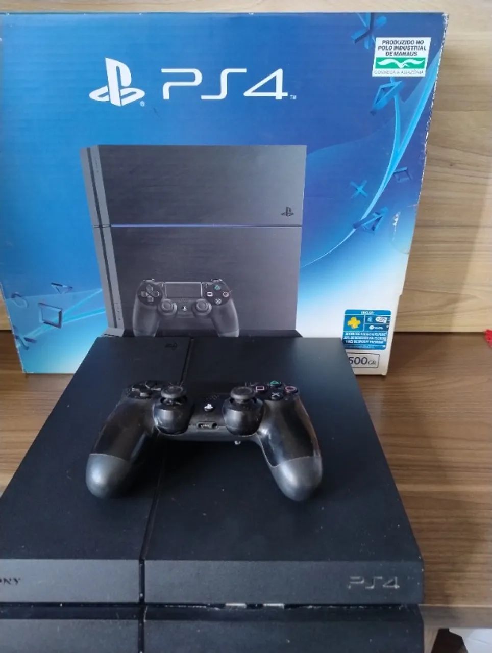 Vendo PS4 em ótimo estado de conservação com 1 controle. Acompanha caixa. - Foto 3