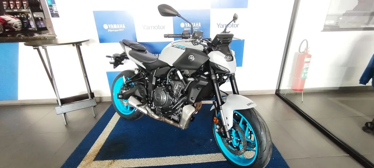 Yamaha MT-07 700 cc  - Foto 5