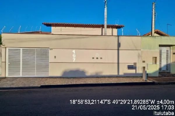 Oferta especial  Prédio no Sol Nascente, Ituiutaba - MG, Nº 197, 3 quartos, 250m² | Venda 