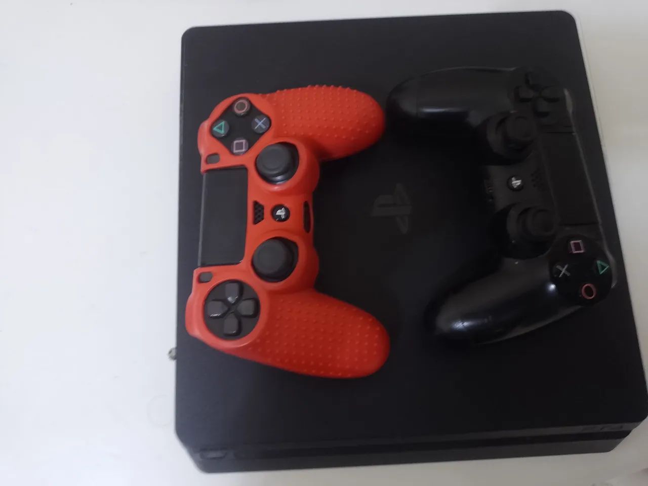 ps4 slim 1 tb 2 controles cabo de força e hdmi - Foto 3