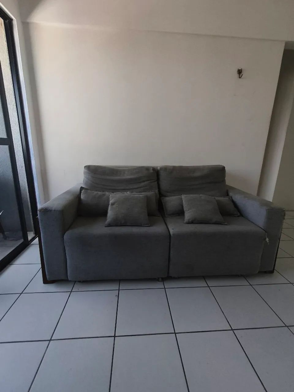 Sofá cama dois lugares retrátil 