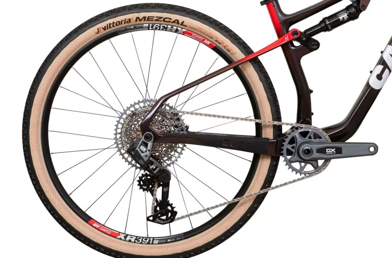 BICICLETA CALOI FS CARBON RACING - NUNCA USADA - Tam G  - Foto 2