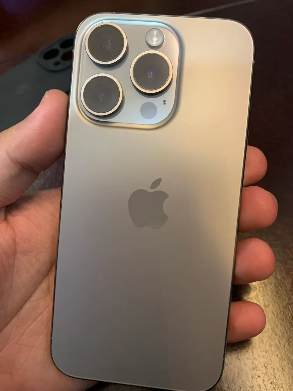 iPhone 15 pro 256gb Titânio  - Foto 2