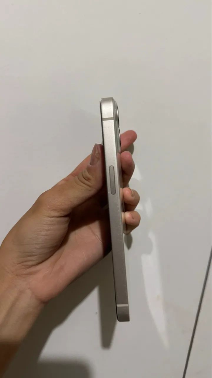 iPhone 13 128gb vai com cabo novo e 2 capas  - Foto 5