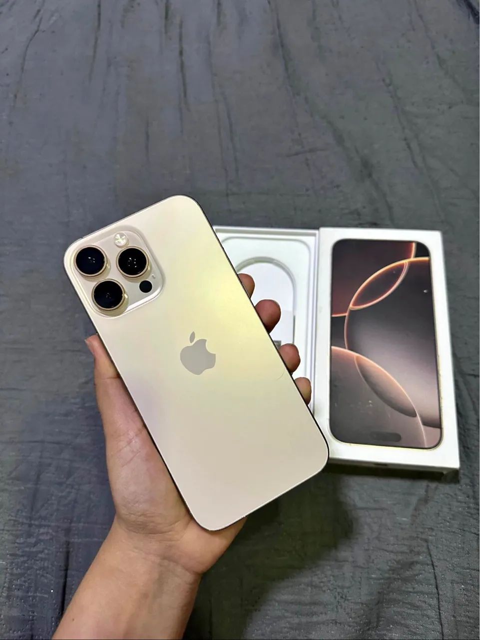 Vendo ou troco com volta iPhone 16 pro max  - Foto 3