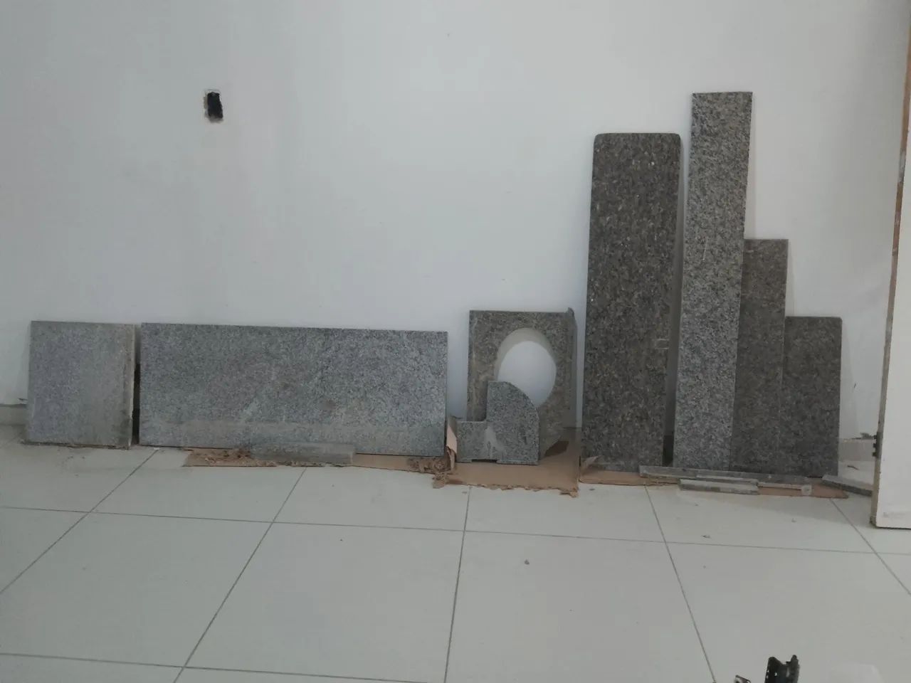 PEDRAS EM GRANITO E OUTROS