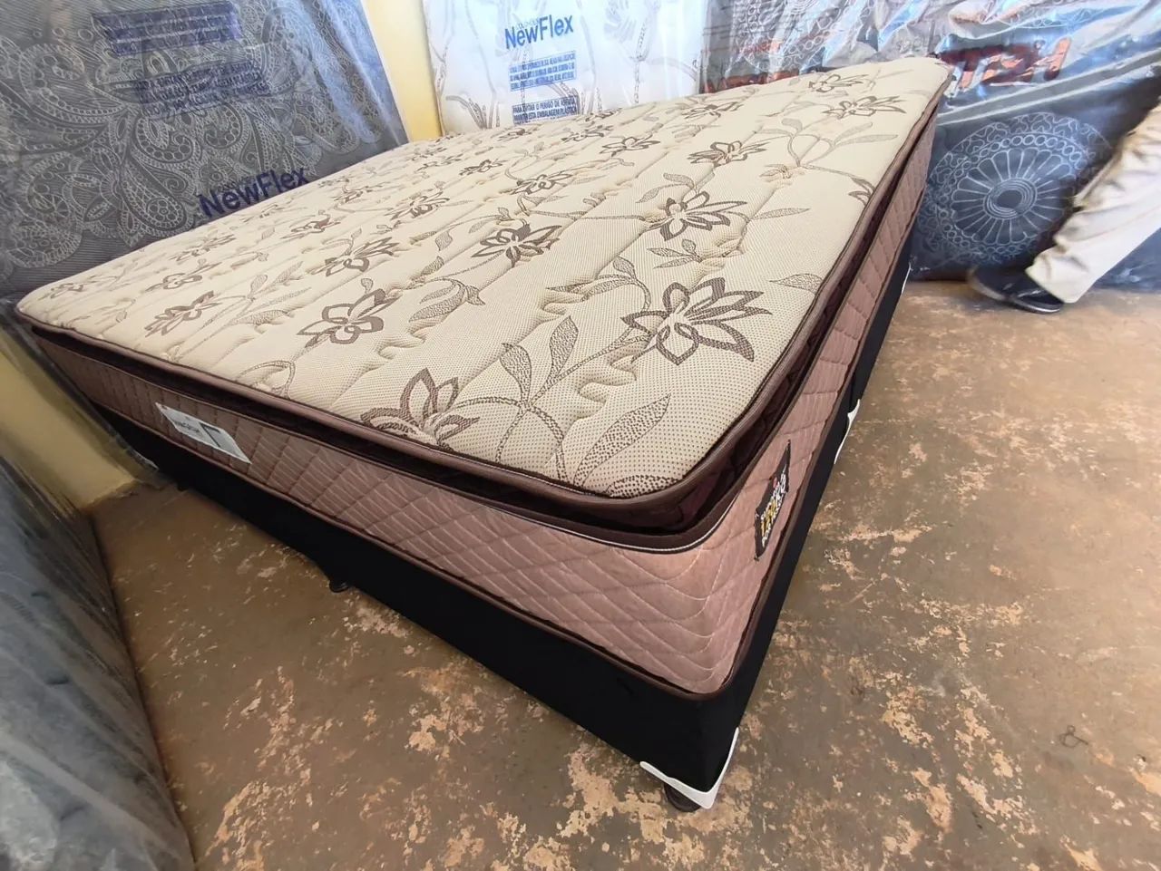 Promoção Cama Box Queen Size Colchão D33 com Pilow Top  - Foto 2