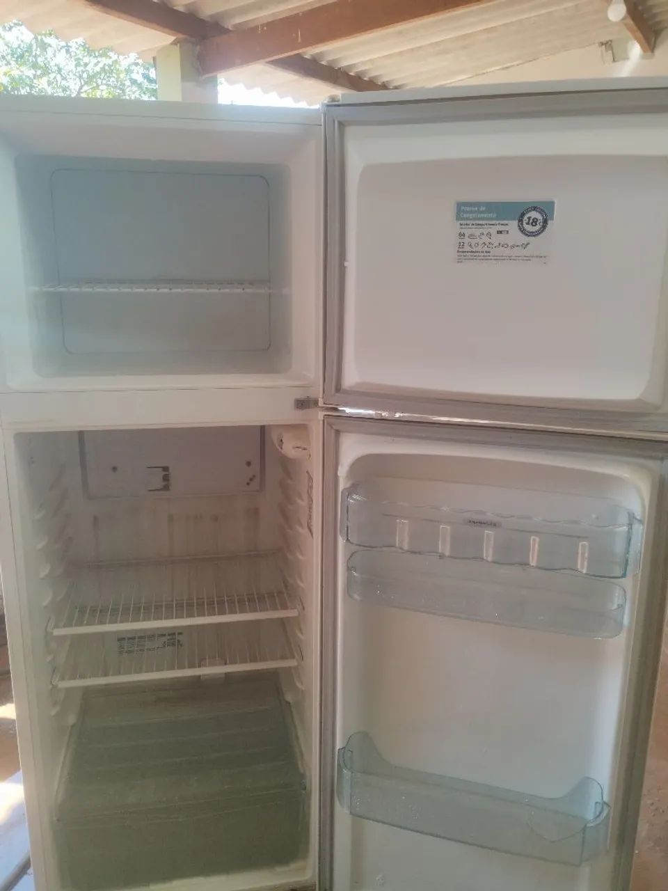 Geladeira Eletrolux duas portas  - Foto 2
