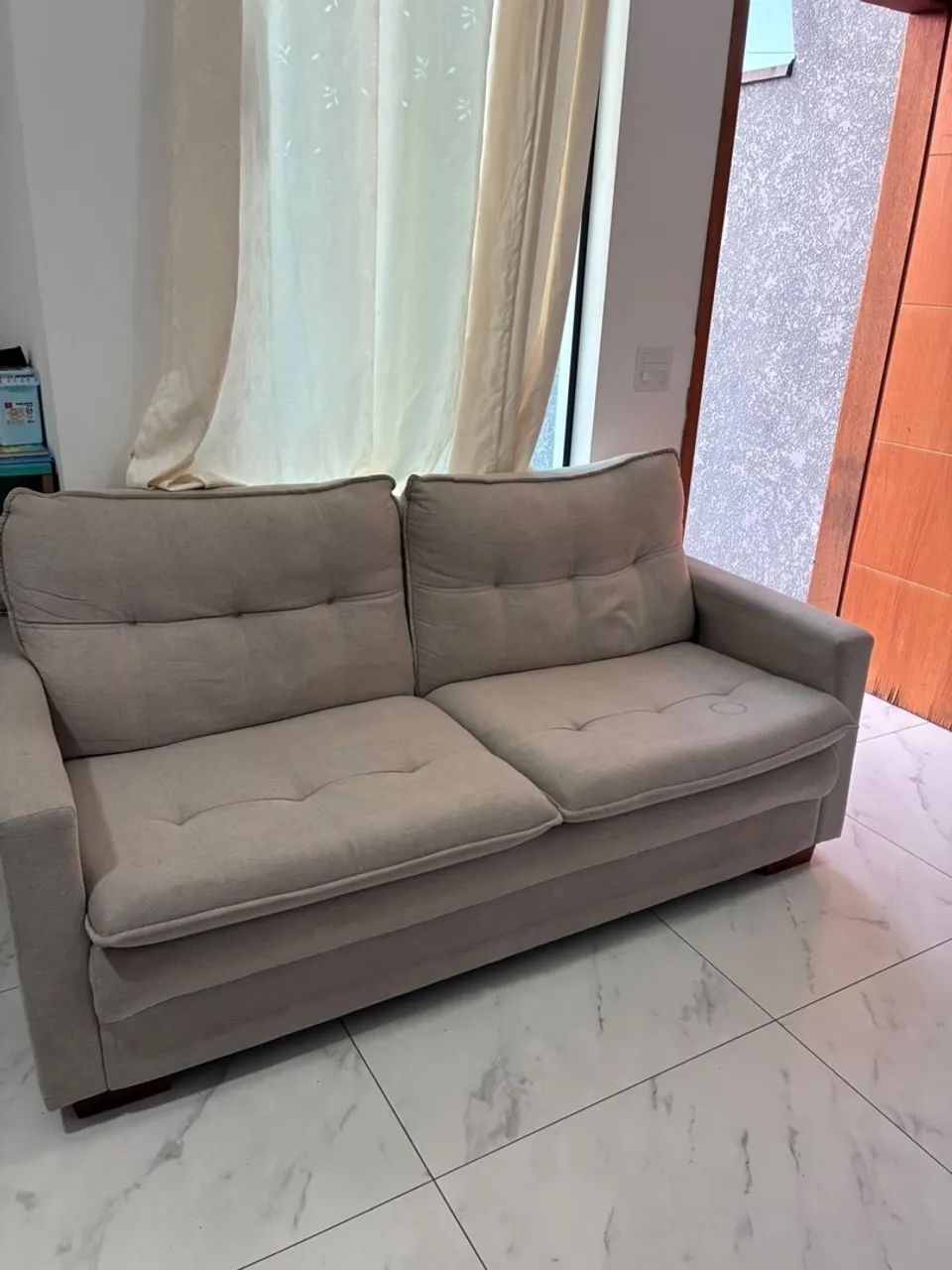 Vendo sofá de 2 metros