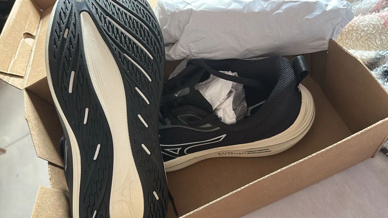 Tênis Mizuno 350$ tem nota  - Foto 2