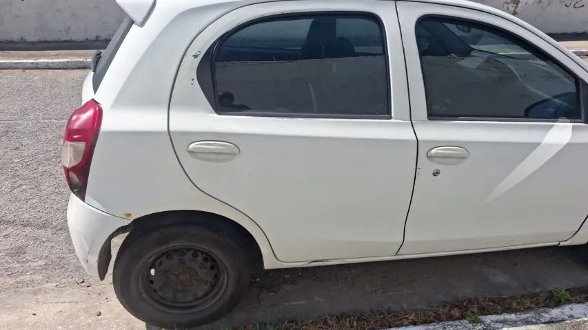 alugo etios flex 2014 ,motor 1.3 - Foto 2