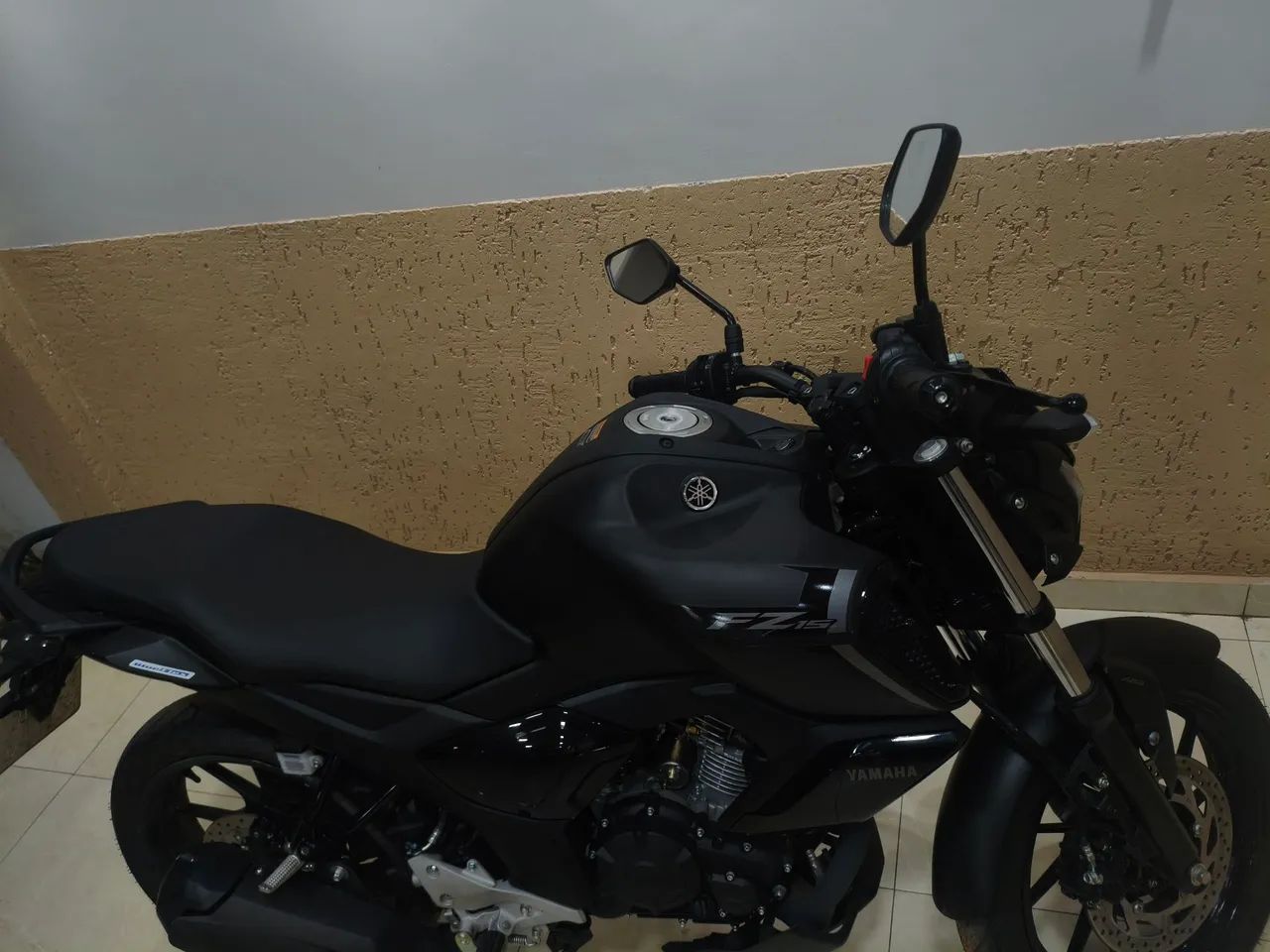 Yamaha FZ 150 cc, 2026 , quitada. - Foto 3