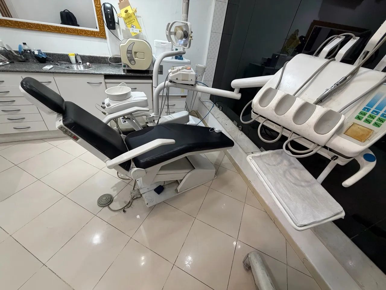 Cadeira odontológica Dabi 