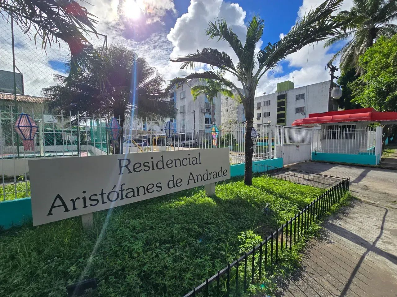 Alugo apartamento com 43m2, com 2 quartos no Arruda - Recife - PE
