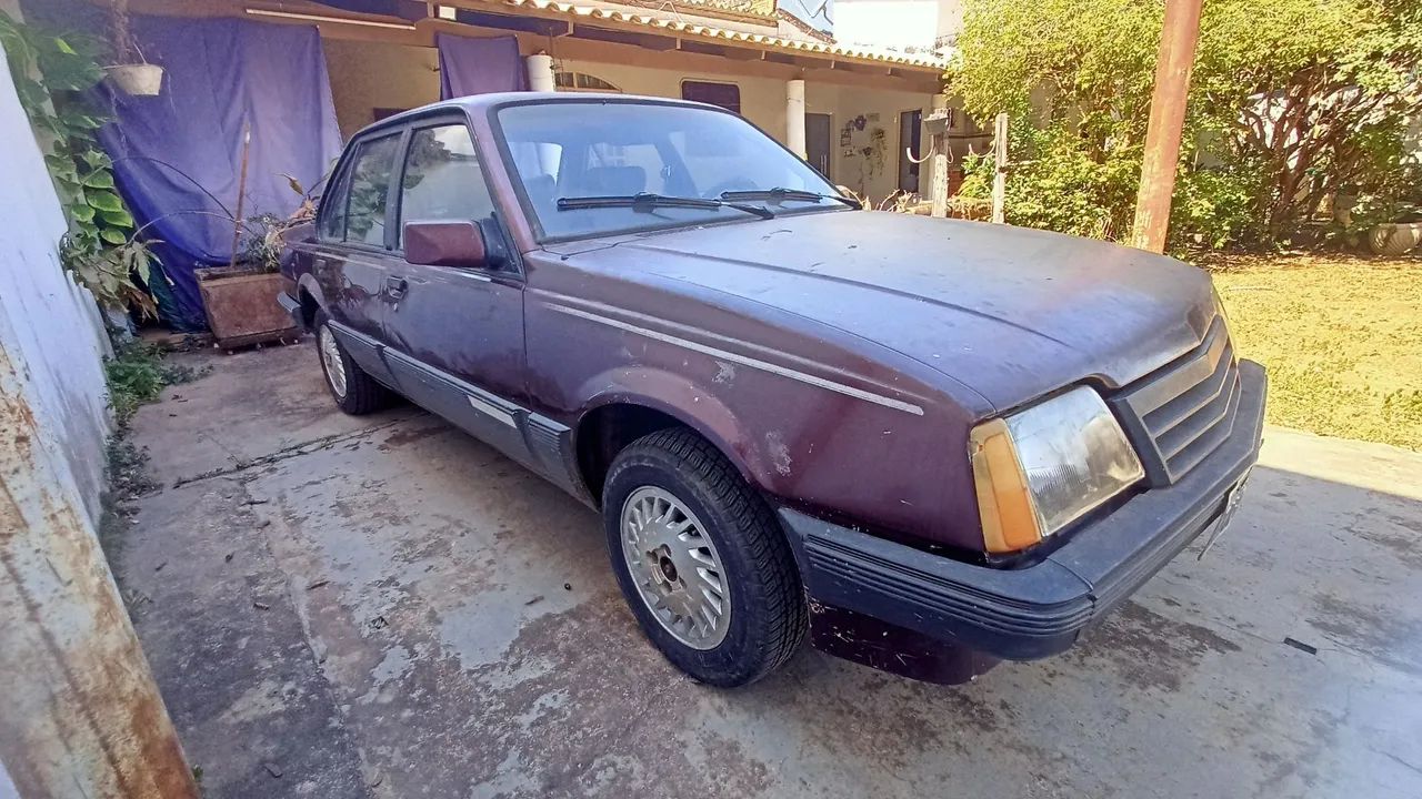 Chevrolet Monza Monza Classic SE 2.0 /MPFI e EFI 2p e 4p 1990