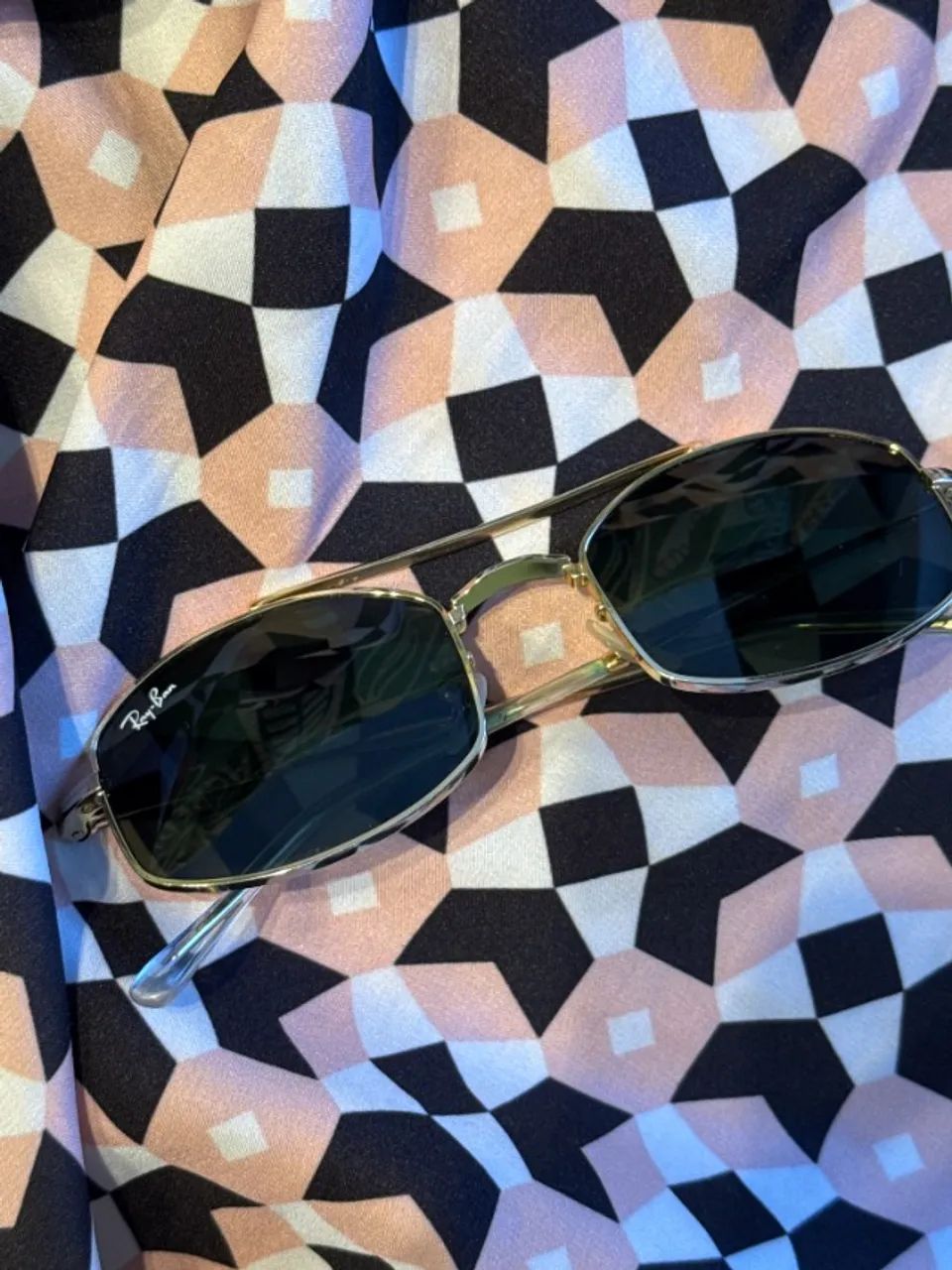 OCULOS Ray Ban RB3719 em ótimo estado de conservação - Foto 4