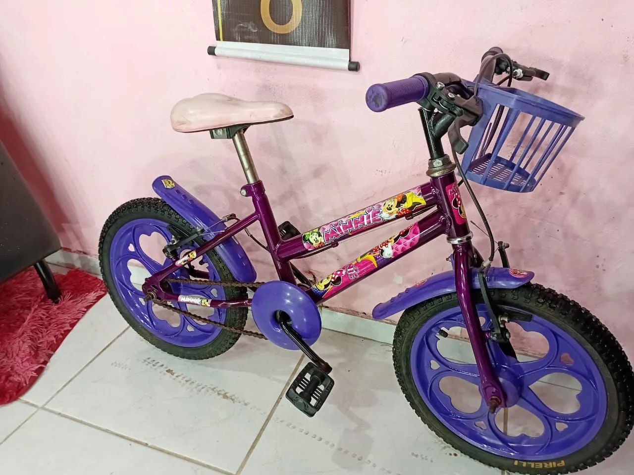 Bicicleta aro 16 novinha da minie  - Foto 4