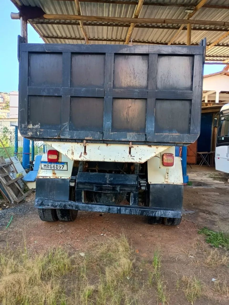 Vendo caminh ão 1317 cargo - Foto 2