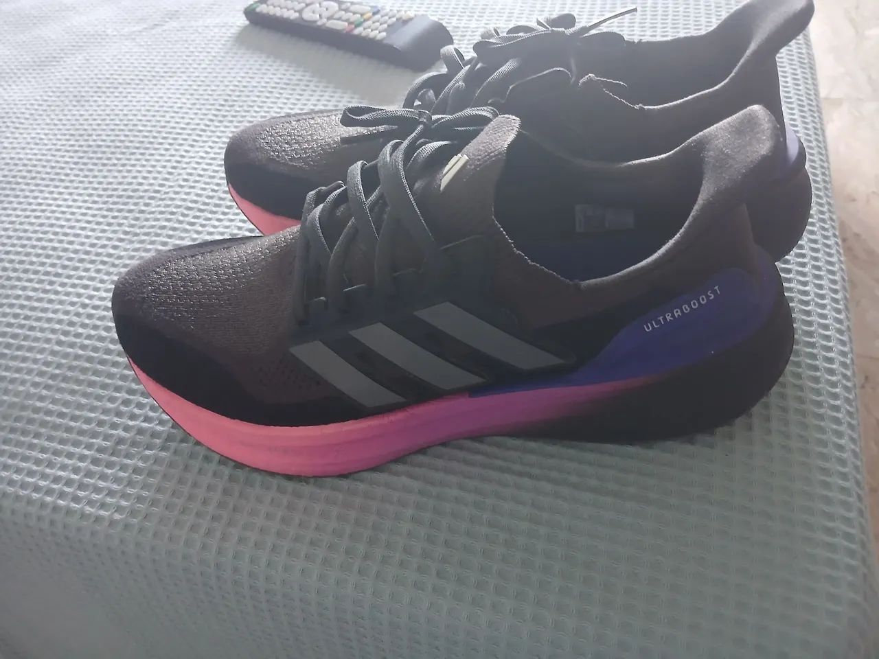 Ultraboost tam 42 - Foto 3