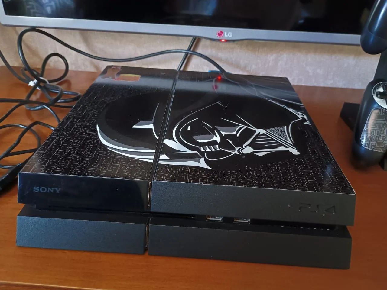Playstation 4 Fat Com Ssd 500 + 2 Controles  - Foto 2
