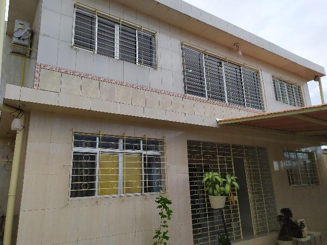 LD Casa em Cajueiro 220m 5 Quartos 3 Suítes 2 Salas 2 Vagas Segurança Portão Eletronico