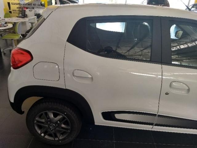RENAULT KWID 1.0 12V SCE FLEX INTENSE 2020 - Foto 9